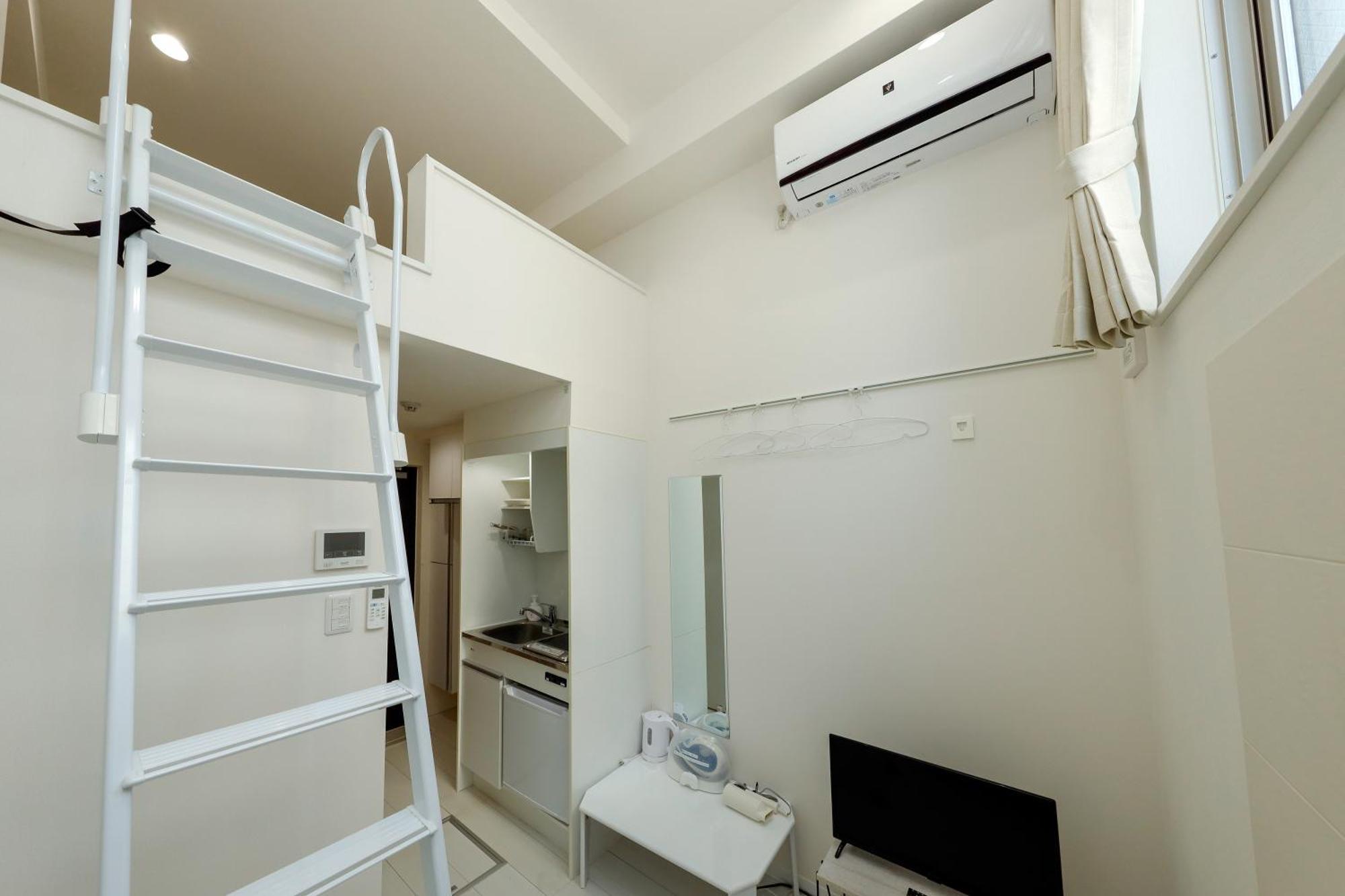 Nano Kamiochiai Apartment *